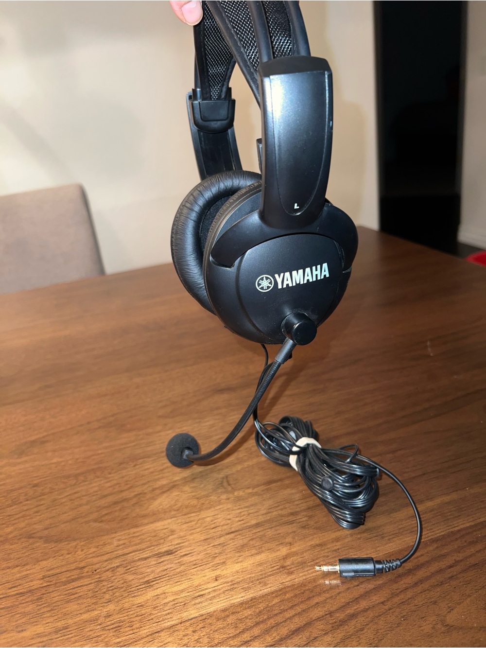 Yamaha Black Over-Ear Wired Headset with Boom Microphone